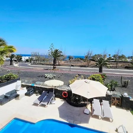 Luxury Sea View Pool And Air Conditioning