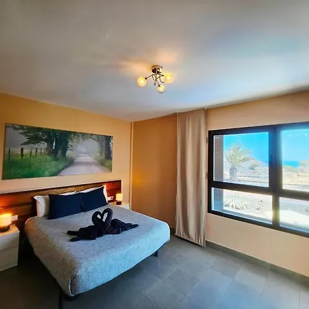 Luxury Sea View Pool And Air Conditioning