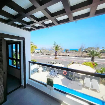 Luxury Sea View Pool And Air Conditioning