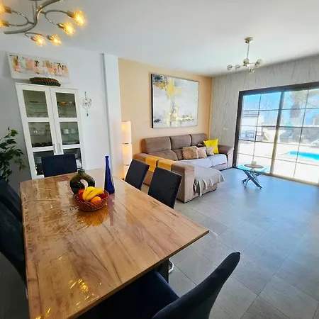 Villa Luxury Sea View Pool And Air Conditioning
