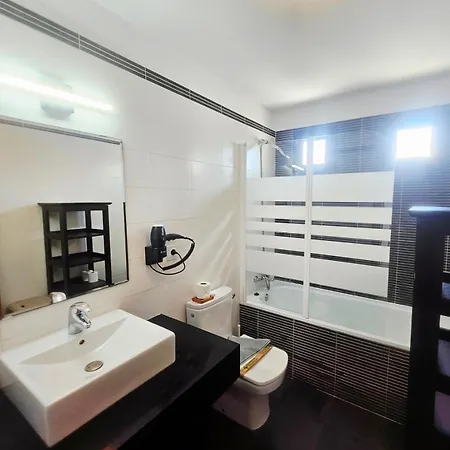 Vila Luxury Sea View Pool And Air Conditioning